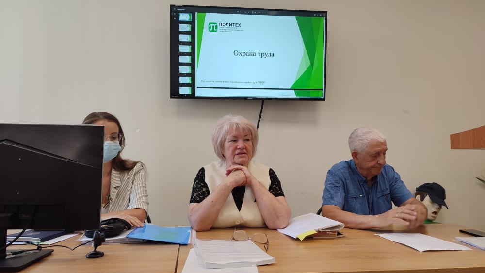 19 мая в Областном врачебно-физкультурном диспансере прошло обучение по охране труда.